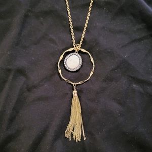 Necklace and earings